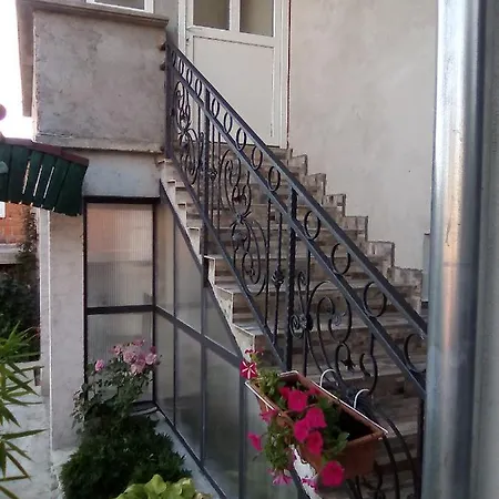 Gardijan Apartment *